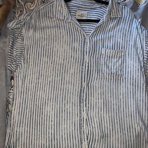 American Eagle button down shirt